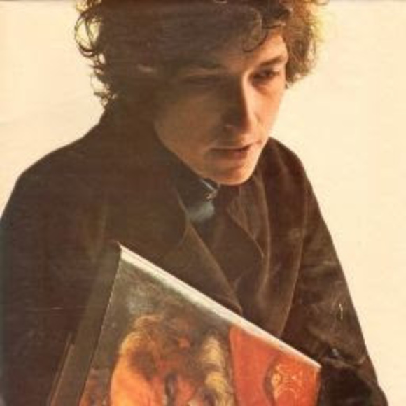 Meet your Posher, Bella - Picture 1 of 1